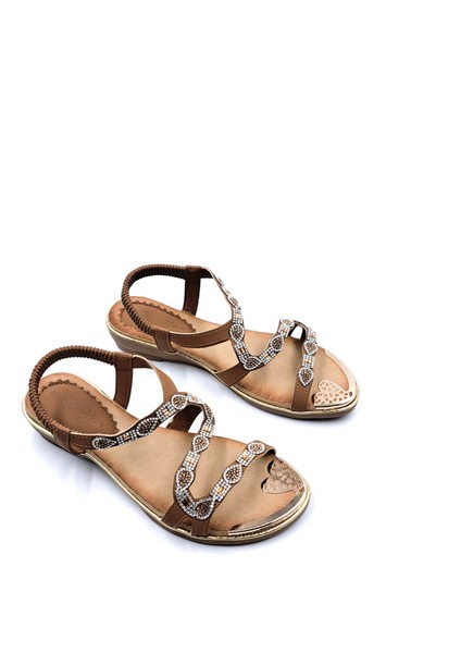G25Y122 Lastikli Taşlı 3 cm Alçak Topuklu Camel Bej Şık Sandalet
