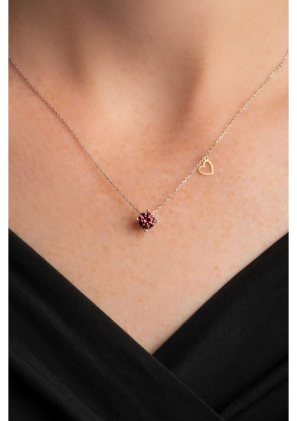 Created Rhodolite Taşlı Clarit Serisi 8 Ayar Beyaz Altın Kolye