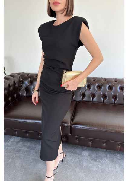 Yandan Büzgülü Kolsuz Özel Seri Elbise- Siyah fiyatları