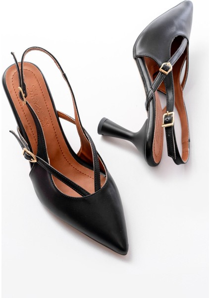 4962 Siyah Sivri Burun Tokalı Yuvarlak Topuk Kadın Sandalet modelleri