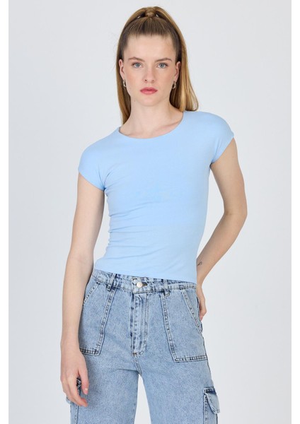 Mavi Bisiklet Yaka Pamuklu Slim Fit Tişört 9190 fiyatları