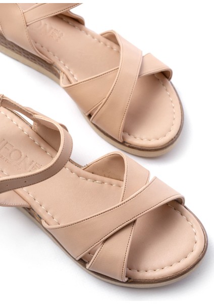 692-564 Bej Ortopedik Taban Çapraz Tokalı Kadın Sandalet indirimleri