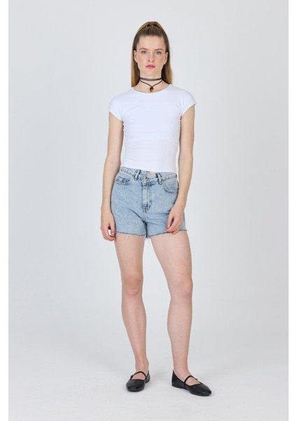Beyaz Bisiklet Yaka Pamuklu Slim Fit Tişört 9190 fiyatları