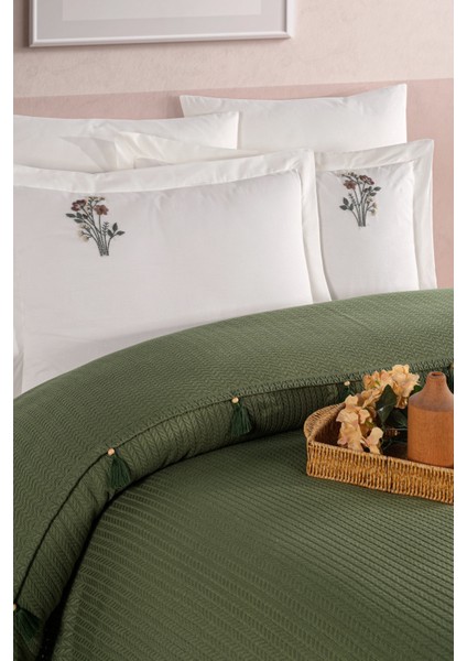 Newhome Çift Kişilik Saçaklı El Nakışlı %100 Pamuk Lüx Pike Takımı Yeşil