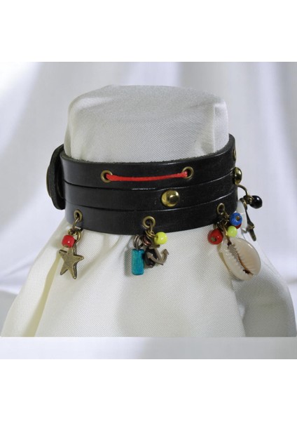 Kokoş Kadın Deri Bileklik | Kırmızı Ip Detaylı Bohem Charmlı Klipsli Bileklik 18-21 cm modelleri