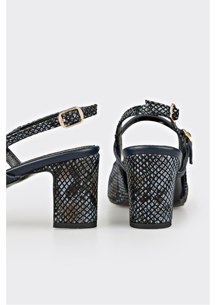 Lacivert Deri Kadın Günlük Ayakkabı fırsatları