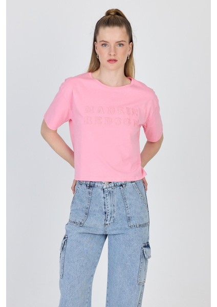 Şeker Pembe Yazı Nakışlı Crop Tişört 25259 modelleri