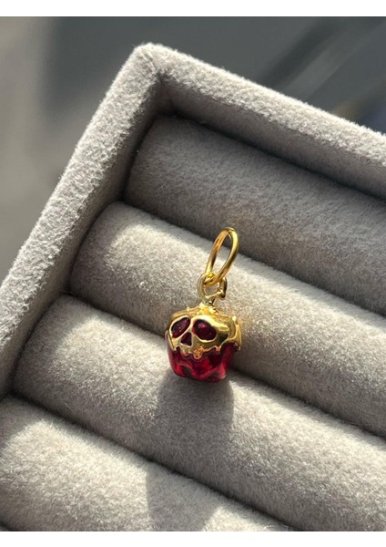 ' Kötü Kalpli Kraliçe Elma Sallantılı Charm