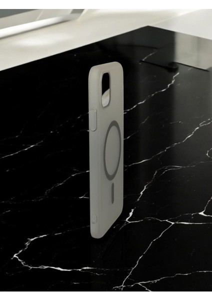 Iphone 11 Uyumlu Ultra Ince Mat Magsafe Özellikli Sert Pc Kılıf