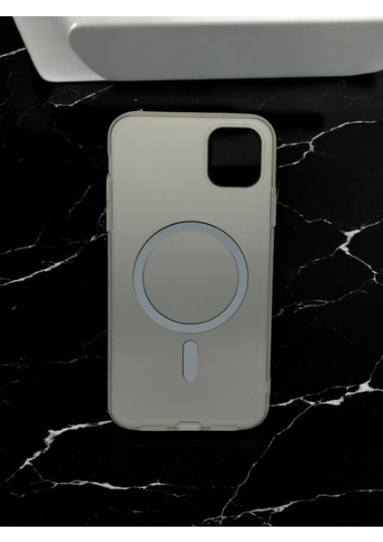 Iphone 11 Uyumlu Ultra Ince Mat Magsafe Özellikli Sert Pc Kılıf
