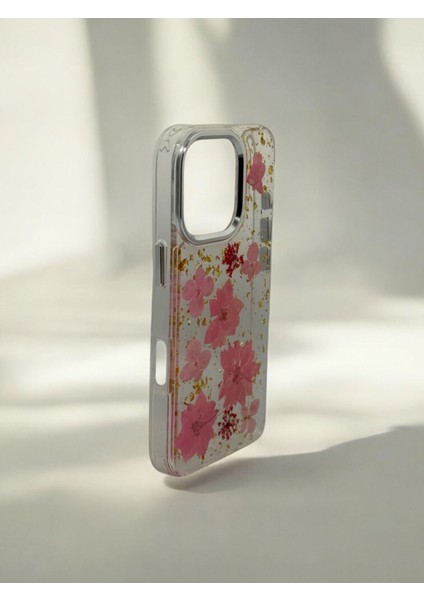 Iphone 16 Pro Uyumlu Gül Desenli Sararmayan Sert Şeffaf Silikon Kılıf modelleri