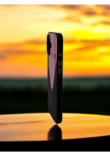 Iphone 16 Plus Uyumlu Plaid Üçgen Kumaş Dokulu Karbon Görünümlü Kılıf