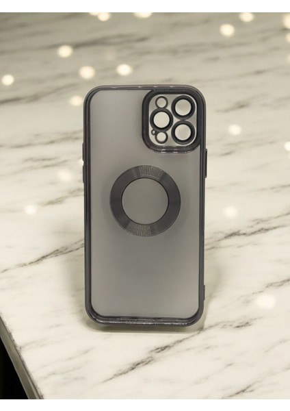 Iphone 12 Pro Uyumlu Kamera Korumalı Logo Gösteren Omega Kılıf