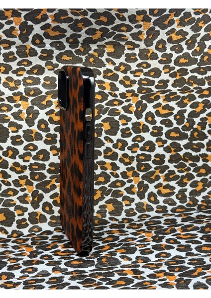 Iphone 14 Uyumlu Leopar Desenli Darbelere Karşı Üst Düzey Korumalı Kılıf