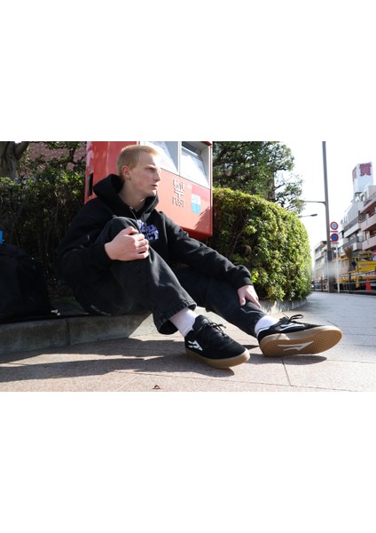 Lakai Cambridge Black/gum Suede indirimleri