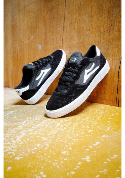 Lakai Cambridge Black/white Suede fırsatları