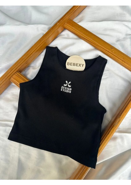 Desing Studio Çiçek Baskılı Crop Siyah