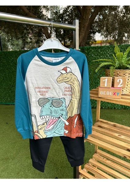 Şapkalı Dinazor Baskılı Pijama Takımı