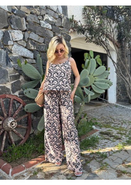 Acı Kahve Ekru Jakarlı Askılı Bluz Pantolon Takım fiyatları