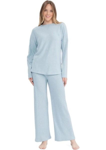 Kadın Yumoş Kumaş Yuvarlak Yaka Pijama Takımı