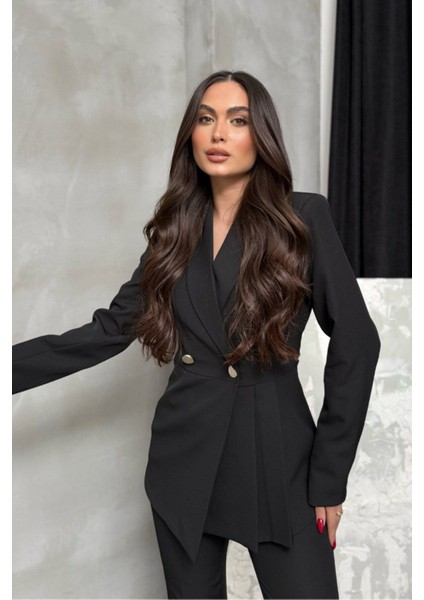 Kadın Ikili Blazer Ceket Pantolon Takım Pile ve Düğme Detaylı Boru Paça modelleri