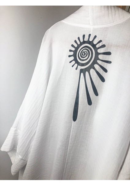 Etnik Spiral Görselli Beyaz Müslin Kimono fırsatları