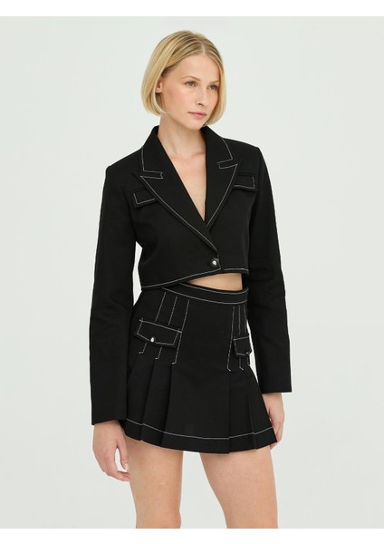 Gabardin Dikiş Detay Crop Ceket Siyah fırsatları