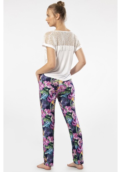 Kadın Desenli Pijama Takımı fırsatları