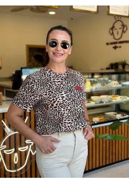 Baskı Detay Leopar Tshırt