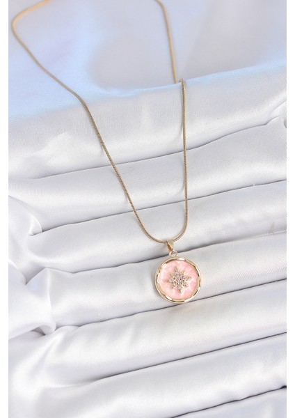 316L Çelik Gold Renk Zincir Pembe Mineli Zirkon Taşlı Kuzey Yıldız Işlemeli Madalyon Model Kadın Kolye - TJ-BKO10172