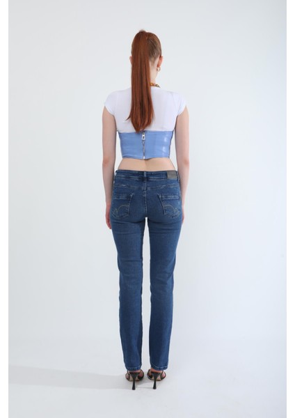 Kadın Slim Fit Likralı Lacivert Jean Pantolon