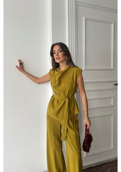 Tencel Modal Kolsuz Bluz Kapalı Cep Detaylı Dökümlü - Pantolon Takım - Yağ Yeşili