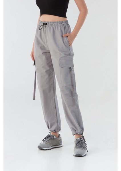 Beli Lastikli Paraşüt Kumaş Stoperli Jogger Pantolon indirimleri