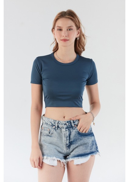 Basic Bisiklet Yaka Crop Tişört