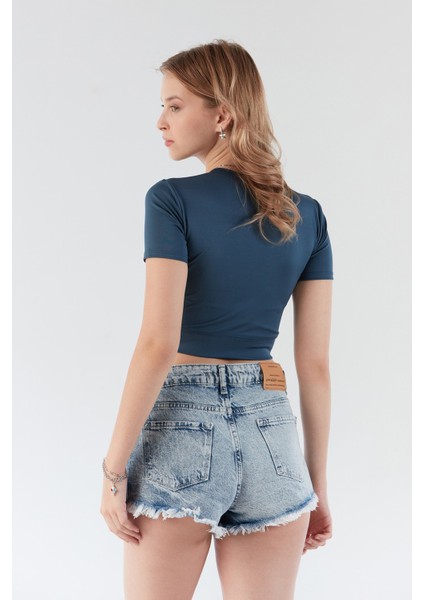 Basic Bisiklet Yaka Crop Tişört fiyatları