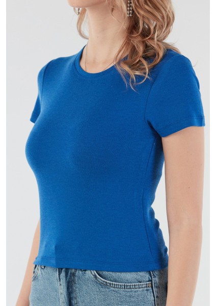 Basic Bisiklet Yaka Crop Tişört indirimleri