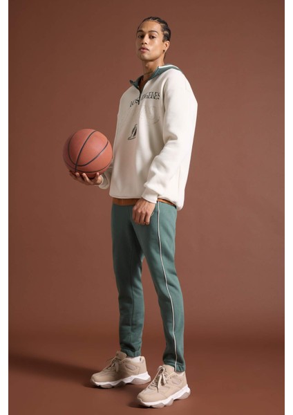 fit Nba Los Angeles Lakers Kalın Jogger Eşofman Altı Standart Fit Cepli Beli BAĞCIKLI A7230AX24WN