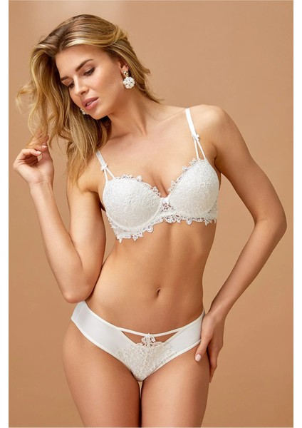 Dantel Detaylı Destekli Push-Up Sütyen Takım