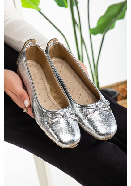 Hana Trend Fiyonklu Kadın Babet