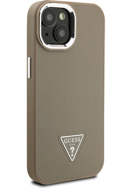 Apple iPhone 15 Kılıf Guess Orjinal Lisanslı M-Safe Şarj Özellikli Grained Triangle Kapak Kahverengi modelleri