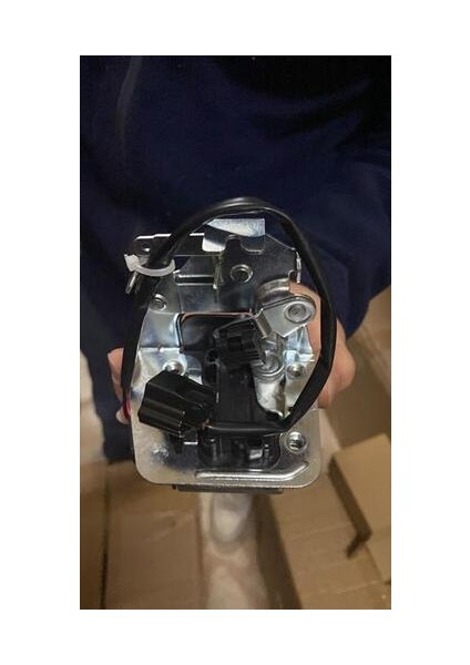 RN4451 Sürgülü Kapı Kilidi Iç Sağ Renault Master Iıı 825020011R