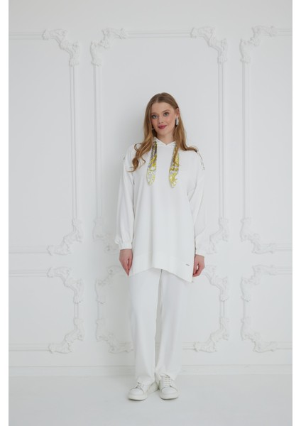 Taşlı Saten Garnili Takım