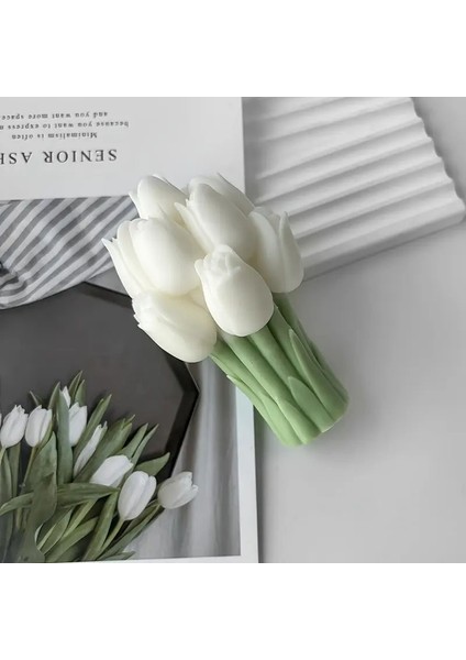 Tulivie Çiçek Buketi Mum – Zarafetin Mum Hâli