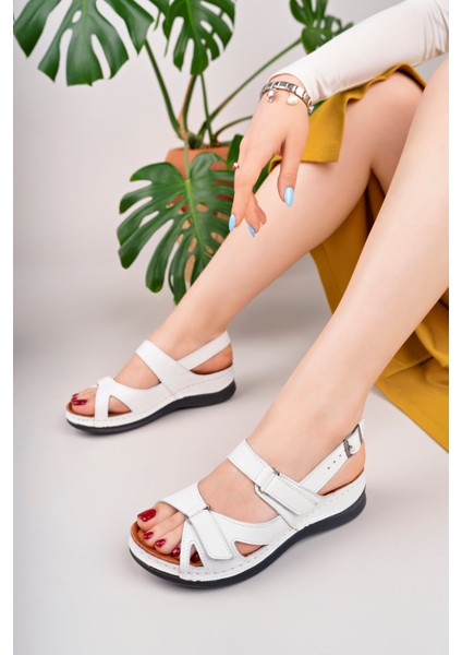Kadın Hakiki Deri Beyaz Masaj Tabanlı Comfort Sandalet fiyatları
