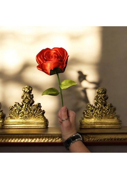 Dekoratif Saten Kurdele Solmayan Tek Özel Hediye Gül Çiçek Sevgiliye Arkadaşa (Vazo Dahil Değildir)