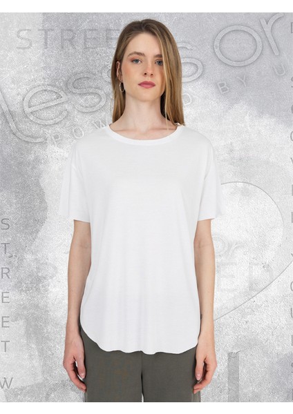 Bisiklet Yaka Beyaz Basic Tshirt
