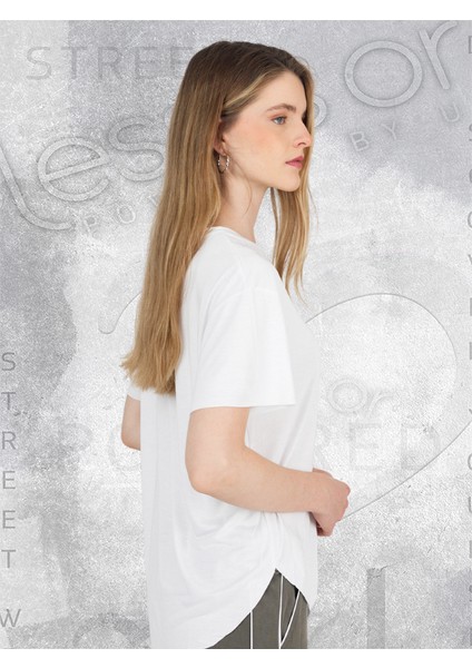 Bisiklet Yaka Beyaz Basic Tshirt