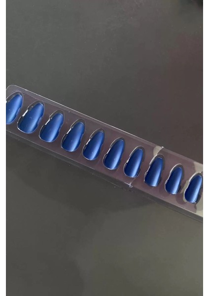 Lacivert Renk 12'li Takma Tırnak (Yapıştırıcılı) fiyatları