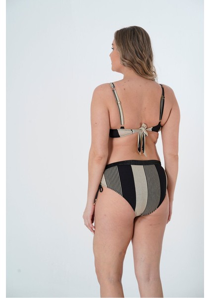 2025 Kreasyonu Bej Çizgi Desenli Bikini Takımı Battal Beden