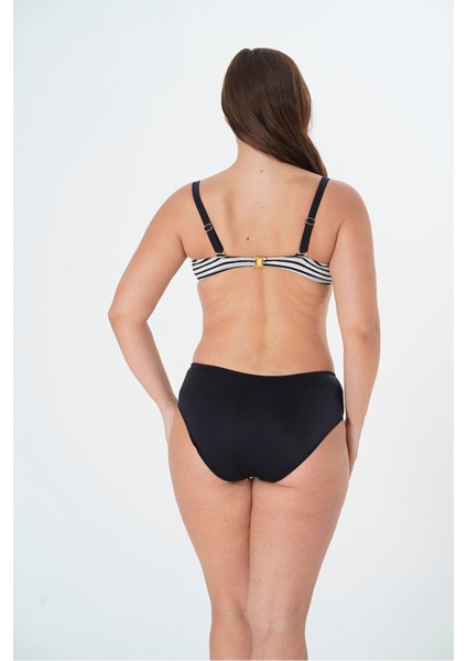 2025 Kreasyonu Siyah Beyaz Çiçek Desenli Bikini Takımı Battal Beden